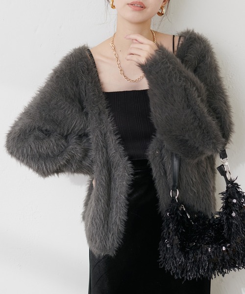 natural couture（ナチュラルクチュール）の「ロングフェザーボリュームカーディガン（カーディガン/ボレロ・レディース・アイボリー/チャコールグレー/モカ/グレー・FREE）」の13枚目の写真