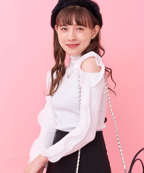 Voyage titty&Co.PETIT（ボヤージュティティアンドコープチ）の「【 Voyage titty&Co.PETIT】フリルカットタートルネック（Tシャツ/カットソー・レディース・ホワイト/ブラック・FREE）」の8枚目の写真