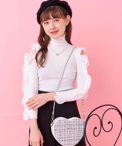 Voyage titty&Co.PETIT（ボヤージュティティアンドコープチ）の「【 Voyage titty&Co.PETIT】フリルカットタートルネック（Tシャツ/カットソー・レディース・ホワイト/ブラック・FREE）」の9枚目の写真