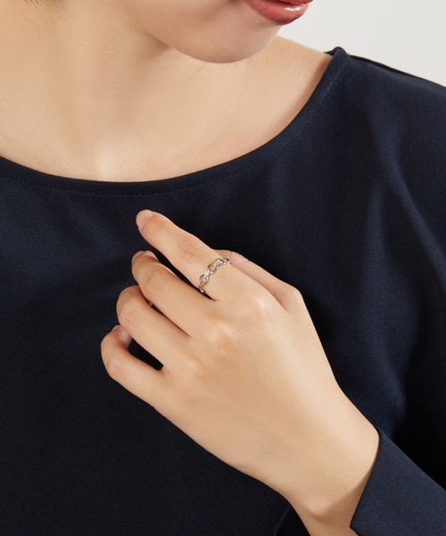 VENDOME AOYAMA（ヴァンドーム青山）の「[プラチナ・ウーマン] ダイヤモンド リング（リング・レディース・プラチナム・#11/#9）」の5枚目の写真
