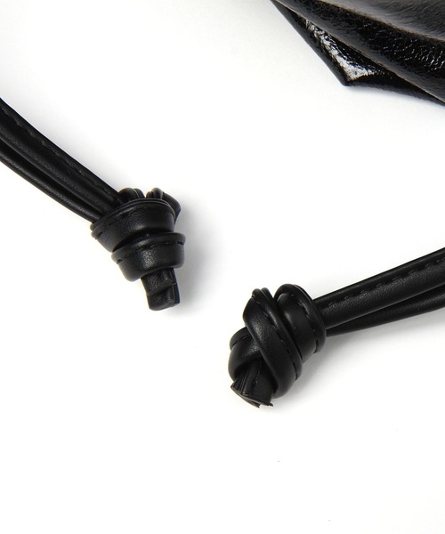 LAKOLE（ラコレ）の「2WAYクラック巾着ショルダー / 990412（ショルダーバッグ・レディース・その他3/ライトグリーン/ホワイト/ブラック・FREE）」の21枚目の写真