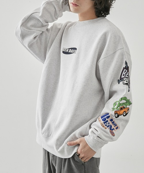 j.n.r.d(ジェー・エヌ・アール・ディー)の「【BENDAVIS別注】j.n.r.d/袖ワッペンクルーネックスウェット(スウェット・メンズ・ホワイト/グリーン/ブラック・L/LL/M)」の6枚目の写真