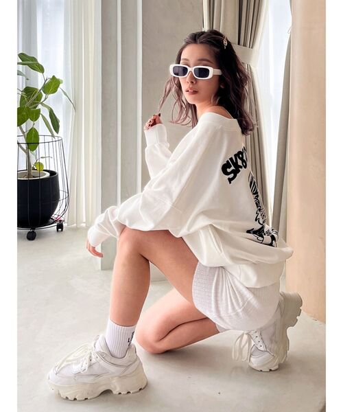 GYDA（ジェイダ）の「SK8 BUDDEYDスウェットトップス（スウェット・レディース・ピンク/オフホワイト/ブラック/ベージュ・FREE）」の21枚目の写真