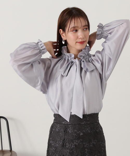 N.(N. Natural Beauty Basic)(エヌエヌナチュラルビューティーベーシック)の「◆シルキーローンリボンタイブラウス(シャツ/ブラウス・レディース・ホワイト/ネイビー/グレー・MEDIUM)」の5枚目の写真