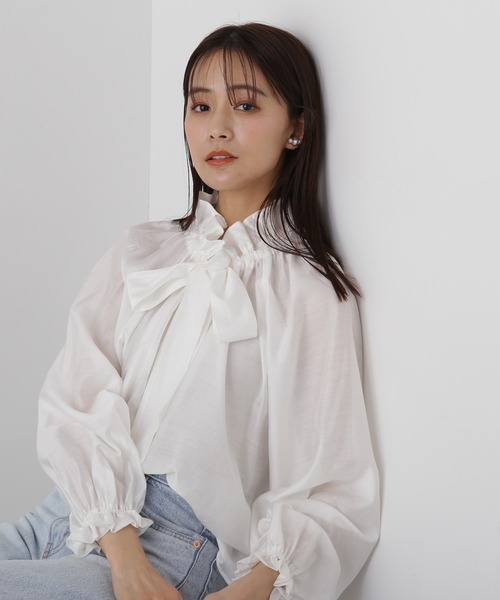 N.(N. Natural Beauty Basic)(エヌエヌナチュラルビューティーベーシック)の「◆シルキーローンリボンタイブラウス(シャツ/ブラウス・レディース・ホワイト/ネイビー/グレー・MEDIUM)」の2枚目の写真