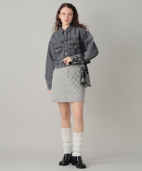 FOREVER 21（フォーエバー トゥエンティーワン）の「【2024SS】クロップドＧジャン（デニムジャケット・レディース・ブラック/ブルー・FREE）」の4枚目の写真