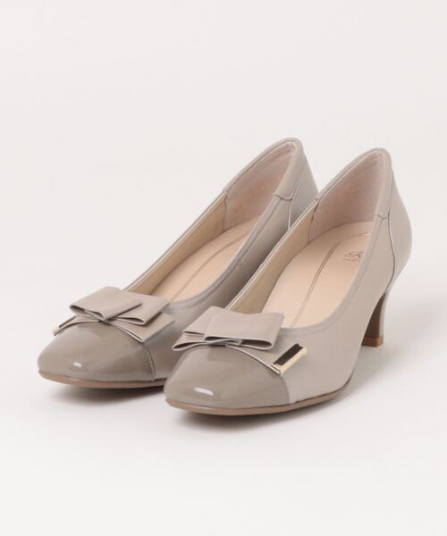 Riz raffinee（リズラフィーネ）の「【新色追加】スクエアトゥモチーフパンプス（パンプス・レディース・ブラック/ベージュ系その他7/トリコロール/ブラック系その他/デザートカモ・23cm/22.5cm/24cm/23.5cm/24.5cm）」の3枚目の写真