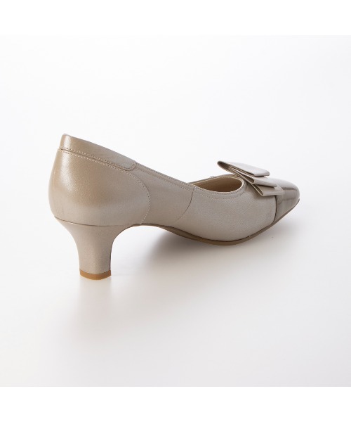 Riz raffinee（リズラフィーネ）の「【新色追加】スクエアトゥモチーフパンプス（パンプス・レディース・ブラック/ベージュ系その他7/トリコロール/ブラック系その他/デザートカモ・23cm/22.5cm/24cm/23.5cm/24.5cm）」の8枚目の写真