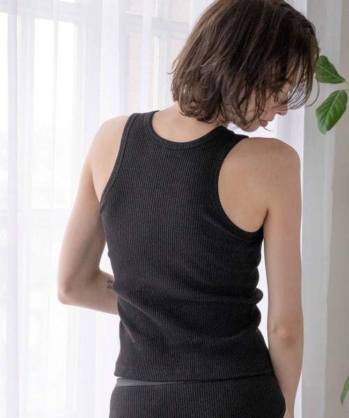 bibiCHROME HEARTSブラッククロス　ビジュー付 タンクトップ bibiCHROME HEARTSブラッククロス ビジュー付 タンクトップ