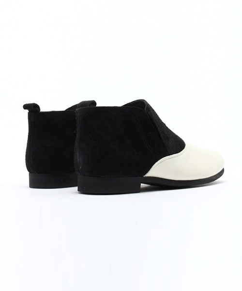 HIPS（ヒップス）の「サイドゴアソフトレザーシューズ（その他シューズ・レディース・ダークブラウン/ブラック/ホワイト×ブラック/グレー/ブラウン系その他/グレイッシュベージュ・24.5cm/23.5cm/22.5cm/24cm/23cm）」の9枚目の写真