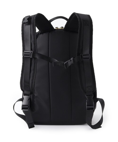 SHOO・LA・RUE（シューラルー）の「◆【撥水/ワンタッチ着脱/子育て世代の方にも】13ポケット ファンクションリュック（バックパック/リュック・レディース・ブラック/ブラック系4・00）」の7枚目の写真