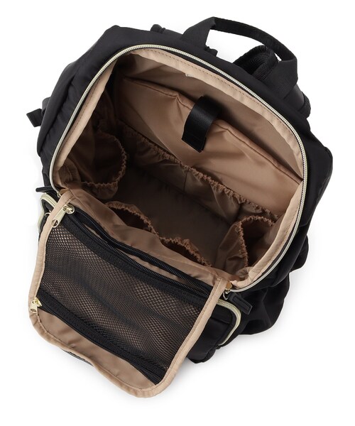 SHOO・LA・RUE（シューラルー）の「◆【撥水/ワンタッチ着脱/子育て世代の方にも】13ポケット ファンクションリュック（バックパック/リュック・レディース・ブラック/ブラック系4・00）」の10枚目の写真