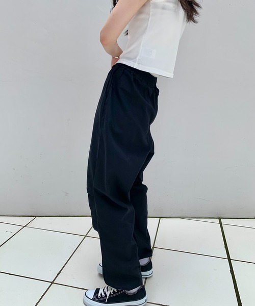 SHEPP(シープ)の「スーパーワイド ジョガーパンツ ユニセックス(その他パンツ・レディース・ブラック/ホワイト・M/L/S)」の14枚目の写真