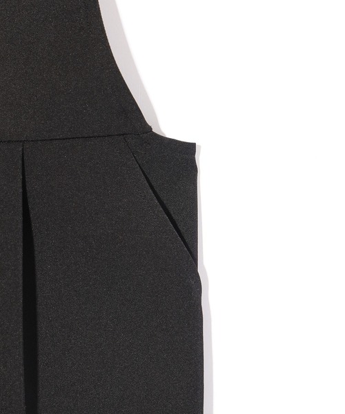 MILKFED.(ミルクフェド)の「DOUBLE STRAP SHORT OVERALLS(サロペット/オーバーオール・レディース・ベージュ/ブラック/グレー・ONE SIZE)」の7枚目の写真