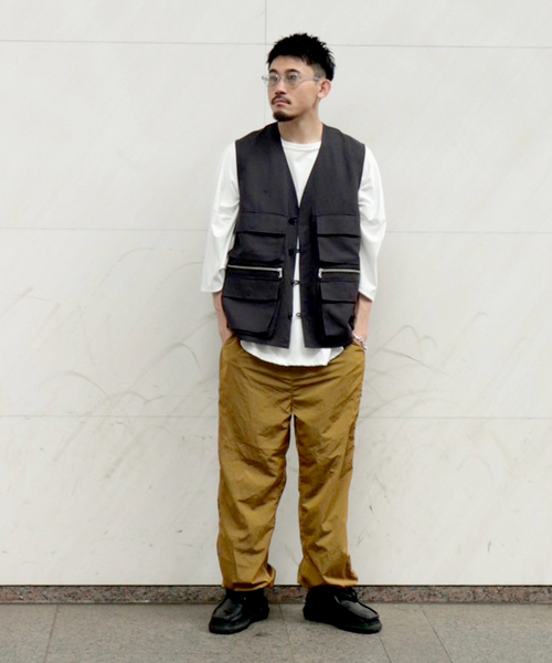 SEEALL(シーオール)の「【SEEALL / シーオール】POCKET GILET(その他アウター・メンズ・ブラック系その他・FREE)」の2枚目の写真