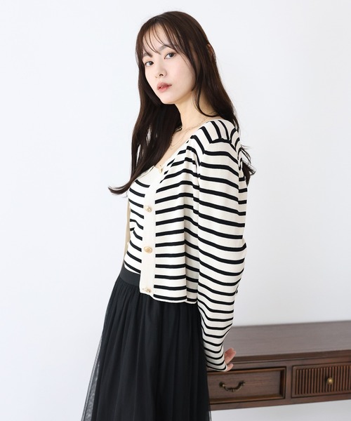 BLUEEAST(ブルーイースト)の「ボーダーカーディガン+キャミソール セット(アンサンブル・レディース・ホワイト/ブラック・MEDIUM)」の8枚目の写真