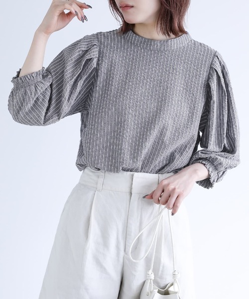 n'OrLABEL（ノアールレーベル）の「『ストライプ柄ボリューム袖ブラウス』（シャツ/ブラウス・レディース・オフホワイト/ネイビー/ライトベージュ・1/2）」の12枚目の写真