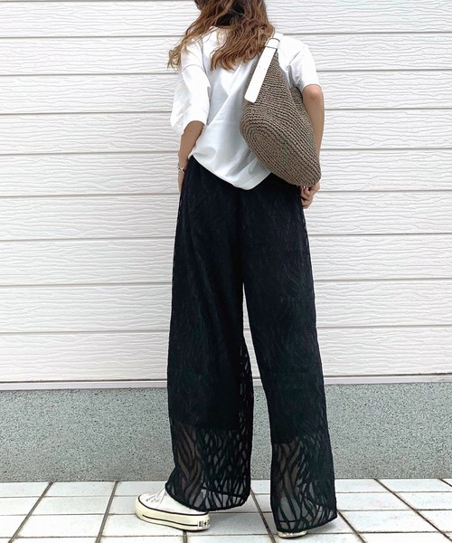 Q（キュー）の「シアージャガードパンツ（その他パンツ・レディース・ブラック/アイボリー・MEDIUM）」の8枚目の写真