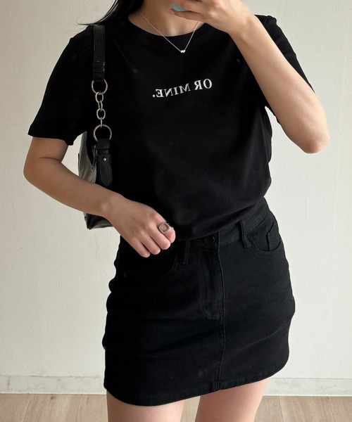 RiLi（リリ）の「ワンポイントロゴTシャツ【RL】（Tシャツ/カットソー・レディース・ホワイト/ライトピンク/クリーム/レッド/ピンク/ブルー/ブラック/チャコールグレー/ライトブルー/ネイビー・FREE）」の3枚目の写真