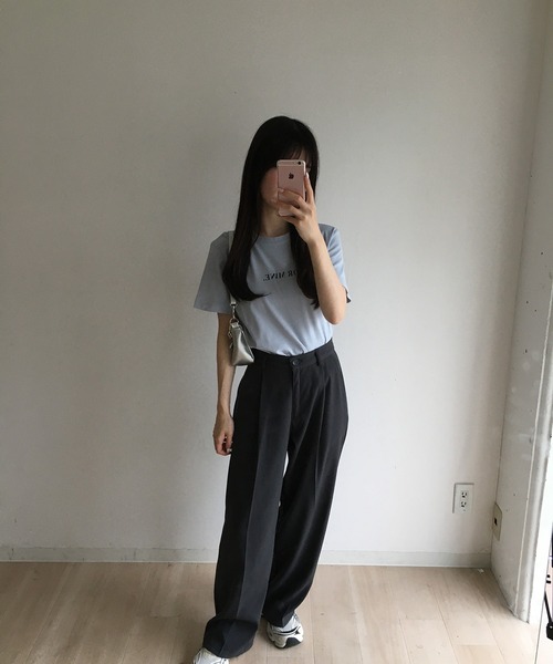 RiLi（リリ）の「ワンポイントロゴTシャツ【RL】（Tシャツ/カットソー・レディース・ホワイト/ライトピンク/クリーム/レッド/ピンク/ブルー/ブラック/チャコールグレー/ライトブルー/ネイビー・FREE）」の21枚目の写真