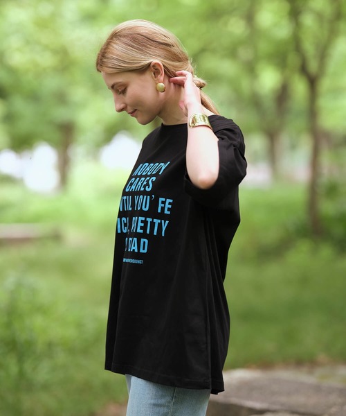 Mia   （ミア）の「テキストロゴTシャツ（Tシャツ/カットソー・レディース・ブラック/オフホワイト・FREE）」の11枚目の写真