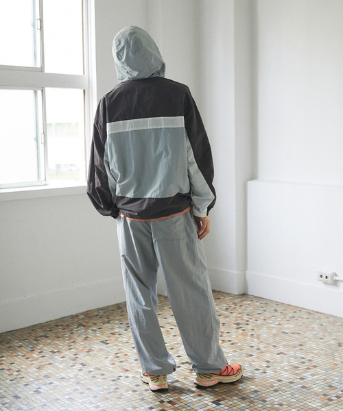 ddp（ディーディーピー）の「DDP 417別注 アノラックパーカー（ナイロンジャケット・メンズ・ブラック/チャコールグレー・MEDIUM/LARGE）」の16枚目の写真