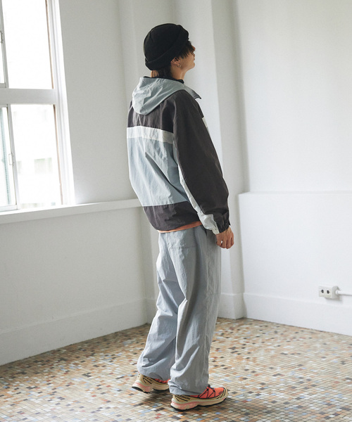 ddp（ディーディーピー）の「DDP 417別注 アノラックパーカー（ナイロンジャケット・メンズ・ブラック/チャコールグレー・MEDIUM/LARGE）」の17枚目の写真