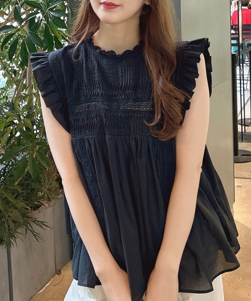 INGNI（イング）の「綿ボイルピンタックフリルブラウス（シャツ/ブラウス・レディース・オフホワイト/ブルー/ブラック・M）」の2枚目の写真