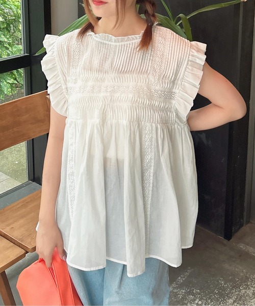 INGNI（イング）の「綿ボイルピンタックフリルブラウス（シャツ/ブラウス・レディース・オフホワイト/ブルー/ブラック・M）」の4枚目の写真