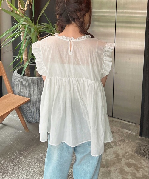 INGNI（イング）の「綿ボイルピンタックフリルブラウス（シャツ/ブラウス・レディース・オフホワイト/ブルー/ブラック・M）」の6枚目の写真