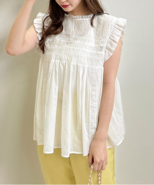 INGNI（イング）の「綿ボイルピンタックフリルブラウス（シャツ/ブラウス・レディース・オフホワイト/ブルー/ブラック・M）」の8枚目の写真