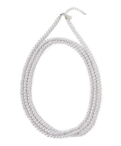 BEAMS BOY（ビームスボーイ）の「樹脂パール ロングネックレス（ネックレス・レディース・シルバー・ONE SIZE）」の2枚目の写真