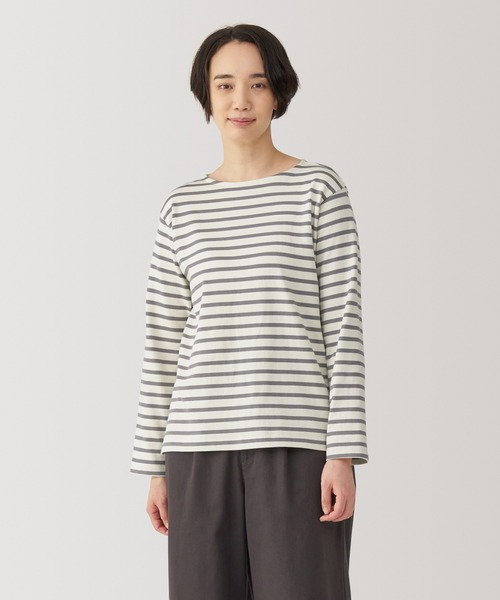 無印良品（ムジルシリョウヒン）の「婦人　太番手ボートネック長袖Ｔシャツ（Tシャツ/カットソー・レディース・ネイビー系/ライトグリーン系/グレー系/レッド系/ベージュ系/ネイビー系1・XL/L/M/S）」の2枚目の写真