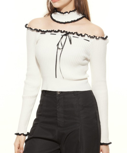 HOOK(フック)の「【HOOK】for girls チョーカー付きリブニットトップス(Tシャツ/カットソー・レディース・グレー/ホワイト・L/M/S)」の1枚目の写真
