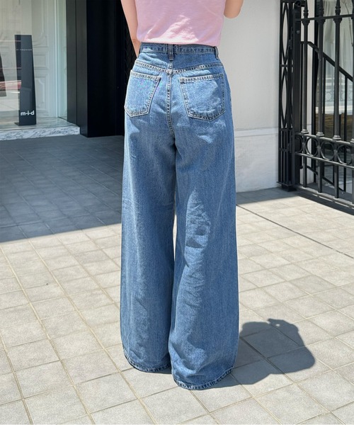 LE MORE(リモア)の「ライトオンスロングワイドデニム(デニムパンツ・レディース・ブルー・FREE)」の10枚目の写真