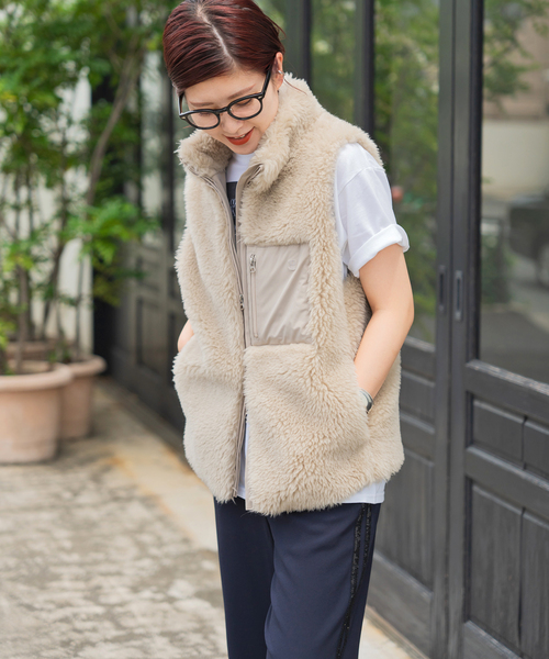 TICCA ファーベスト　ベージュ ノースリーブ 　ボア　ベスト Spick & Span（スピックアンドスパン）の「TICCA / ティッカ WOOL