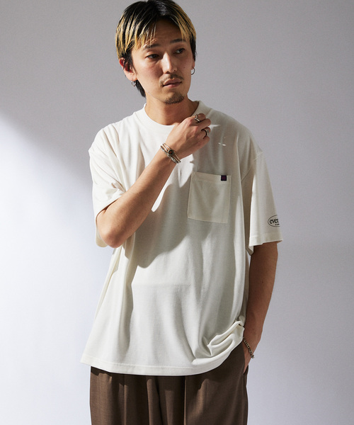Russell Athletic（ラッセルアスレティック）の「RUSSELL ATHLETIC 別注 Ever Dry ポケットTシャツ（Tシャツ/カットソー・メンズ・ブラック/ホワイト/ベージュ系その他/ネイビー・MEDIUM/LARGE）」の6枚目の写真