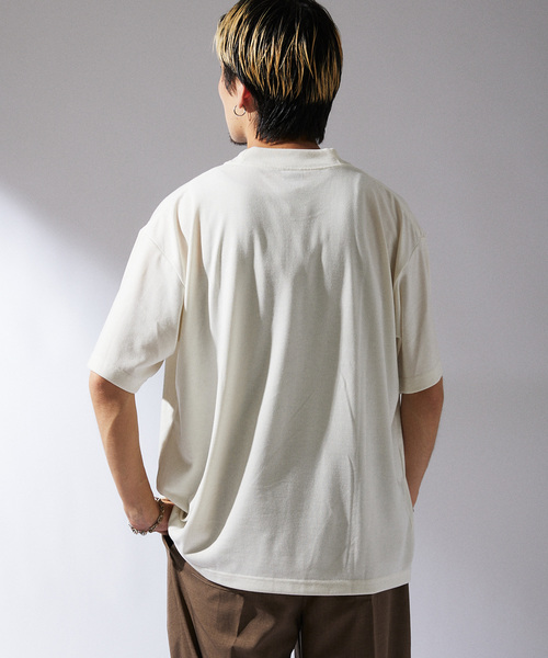 Russell Athletic（ラッセルアスレティック）の「RUSSELL ATHLETIC 別注 Ever Dry ポケットTシャツ（Tシャツ/カットソー・メンズ・ブラック/ホワイト/ベージュ系その他/ネイビー・MEDIUM/LARGE）」の10枚目の写真