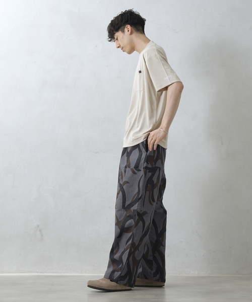 Russell Athletic（ラッセルアスレティック）の「RUSSELL ATHLETIC 別注 Ever Dry ポケットTシャツ（Tシャツ/カットソー・メンズ・ブラック/ホワイト/ベージュ系その他/ネイビー・MEDIUM/LARGE）」の12枚目の写真