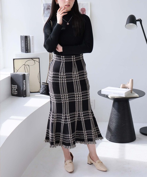 Doula Doula（ドゥーラドゥーラ）の「チェックマーメイドニットスカート（スカート・レディース・ベージュ/グレー/ダークベージュ/ブラック・FREE）」の6枚目の写真