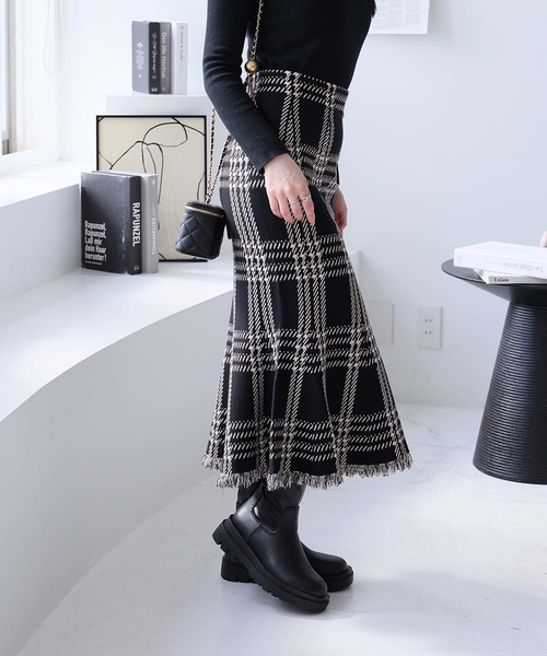 Doula Doula（ドゥーラドゥーラ）の「チェックマーメイドニットスカート（スカート・レディース・ベージュ/グレー/ダークベージュ/ブラック・FREE）」の11枚目の写真