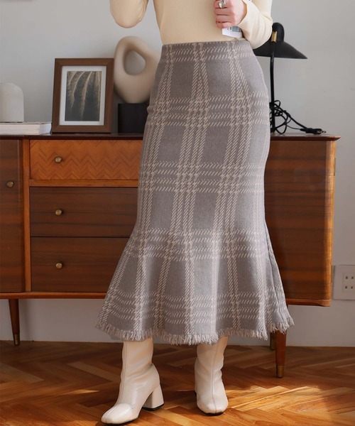 Doula Doula（ドゥーラドゥーラ）の「チェックマーメイドニットスカート（スカート・レディース・ベージュ/グレー/ダークベージュ/ブラック・FREE）」の16枚目の写真