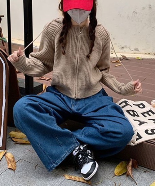 VIVID LADY（ビビッドレディー）の「フード付きジップアップニット レディース ニット（カーディガン/ボレロ・レディース・ブラック/ベージュ/グレー/アイボリー・FREE）」の8枚目の写真