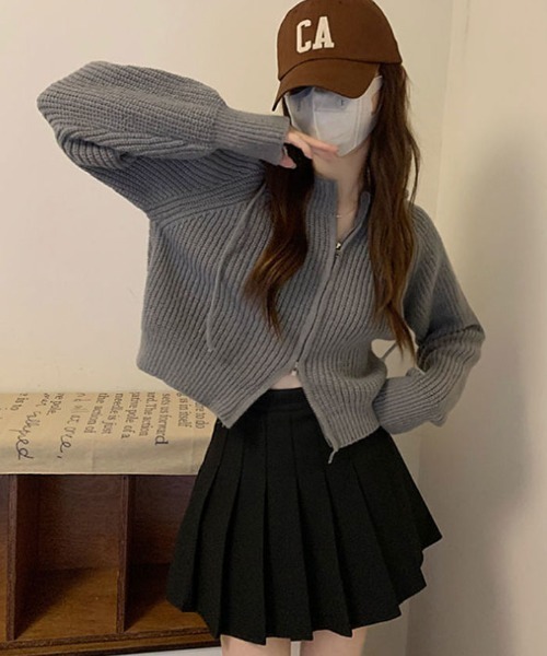 VIVID LADY（ビビッドレディー）の「フード付きジップアップニット レディース ニット（カーディガン/ボレロ・レディース・ブラック/ベージュ/グレー/アイボリー・FREE）」の15枚目の写真