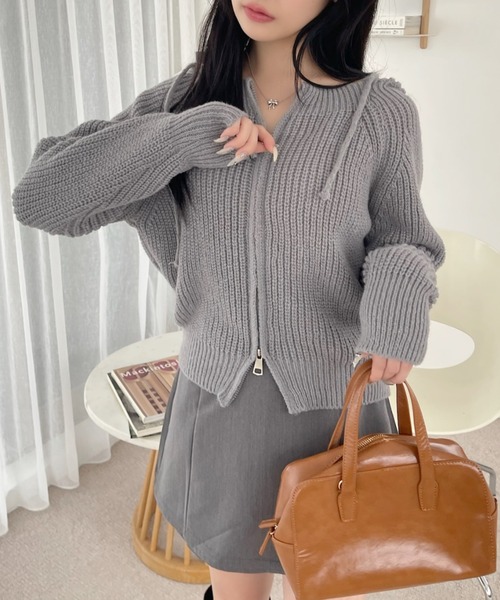 VIVID LADY（ビビッドレディー）の「フード付きジップアップニット レディース ニット（カーディガン/ボレロ・レディース・ブラック/ベージュ/グレー/アイボリー・FREE）」の19枚目の写真