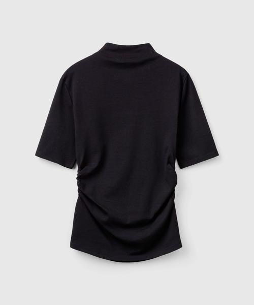 BENETTON (UNITED COLORS OF BENETTON)（ベネトンユナイテッドカラーズオブベネトン）の「【GREEN B】コットン100％無地ハイネック5分袖Tシャツ（Tシャツ/カットソー・レディース・ブラック・SMALL/MEDIUM/LARGE/X-SMALL）」の4枚目の写真