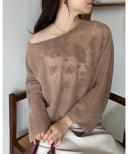 Cherie chuu(シェリーチュウ)の「【Cherie chuu】花柄シャガードニット(ニット/セーター・レディース・モカ/オフホワイト/ピンクベージュ・FREE)」の19枚目の写真