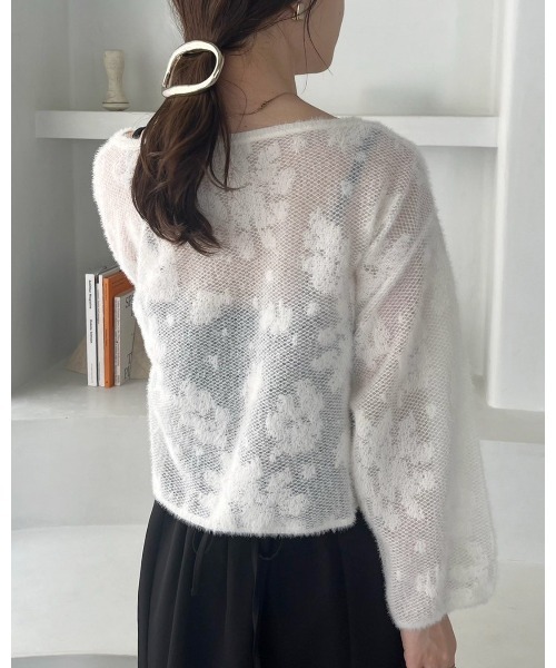Cherie chuu(シェリーチュウ)の「【Cherie chuu】花柄シャガードニット(ニット/セーター・レディース・モカ/オフホワイト/ピンクベージュ・FREE)」の7枚目の写真