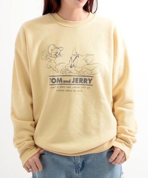 Tom&Jerry(トムアンドジェリー)の「『TOM&JERRY/トムアンドジェリー』USED風WIDEスウェット トレーナー【Z】(スウェット・レディース・イエロー系1/スミクロ・XL/L/M)」の2枚目の写真