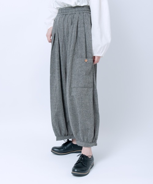 LOSUCA(ロスカ)の「ノースリーブギャザープルオーバー ワイドパンツ セットアップ / ツイード バルーンパンツ リボン セットアップ ナチュラル フレンチ レトロ(セットアップ・レディース・グレー/カーキ/ブラック・FREE)」の12枚目の写真